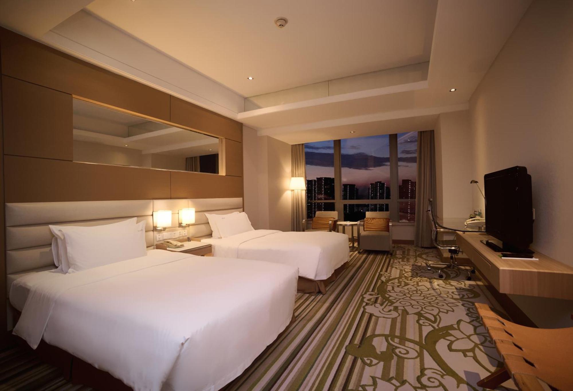 Holiday Inn Tianjin Riverside By Ihg Exterior foto